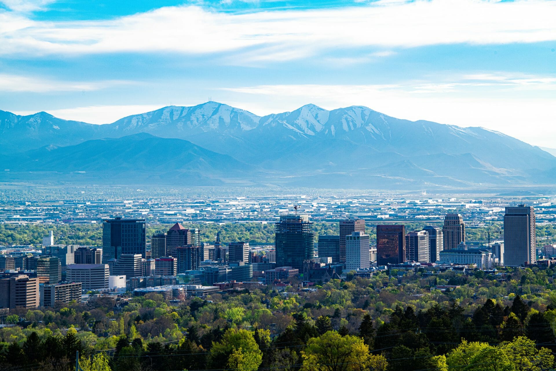 salt lake city utah skyline with mountain in the background