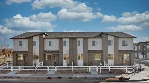 Lima One Capital financed this four-townhome building in a large development in Grand Junction, Colorado.