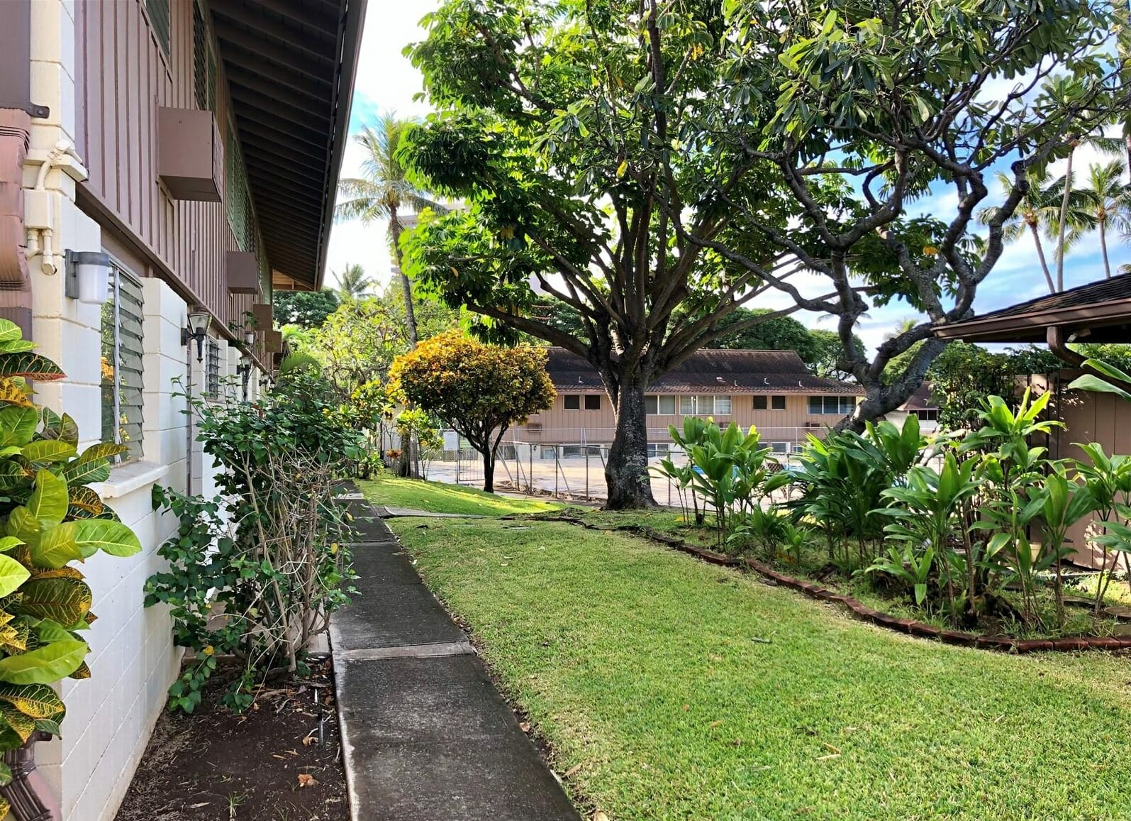 Hawaii condo fix and flip project