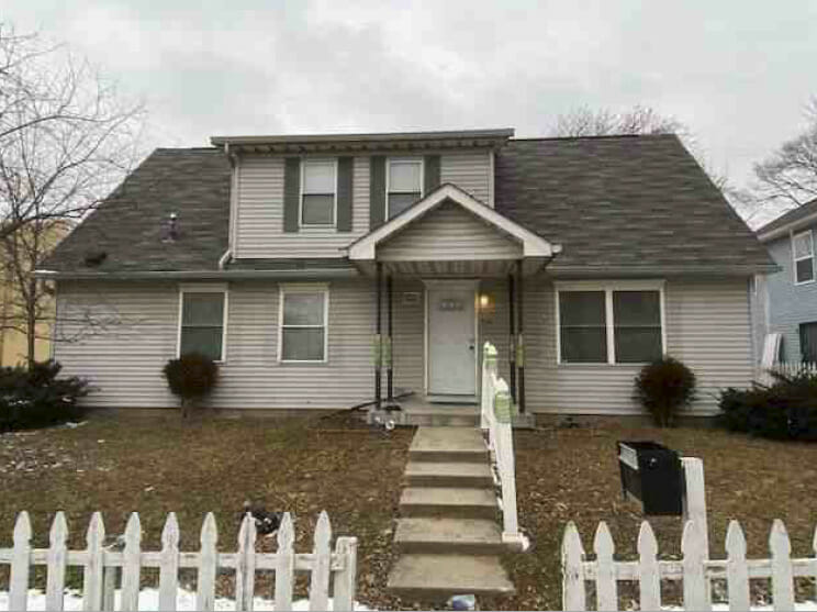 Front view of a single-family home in Indianapolis financed by Lima One Capital 