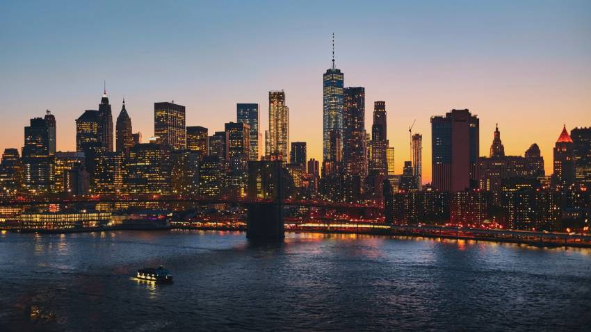 new york city skyline at sunset