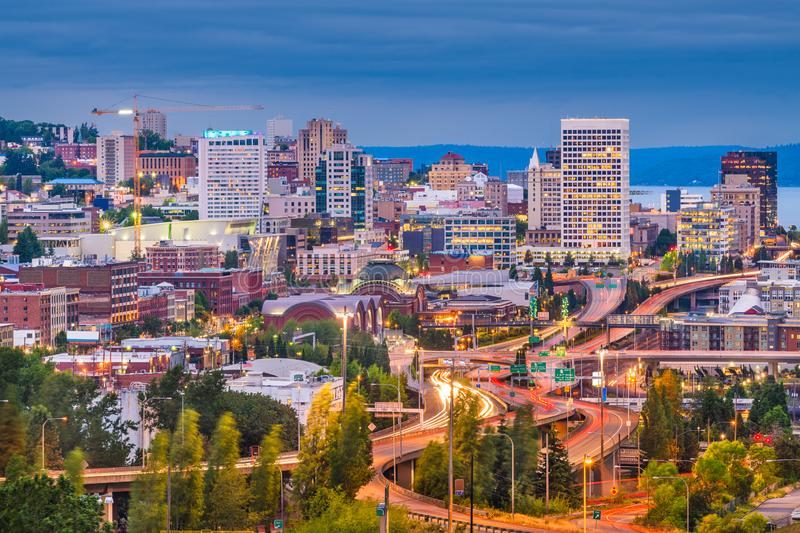 evening skyline of tacoma washington